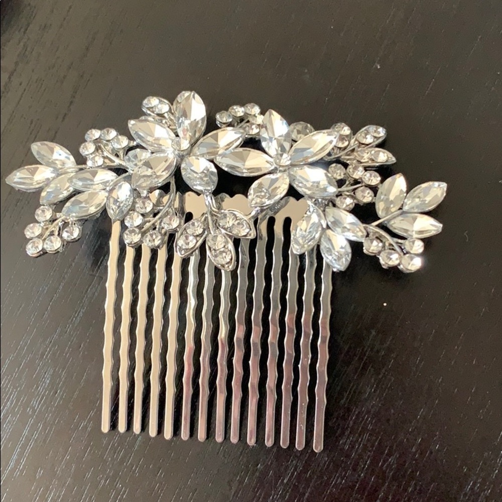 Hair accessories bridal comb